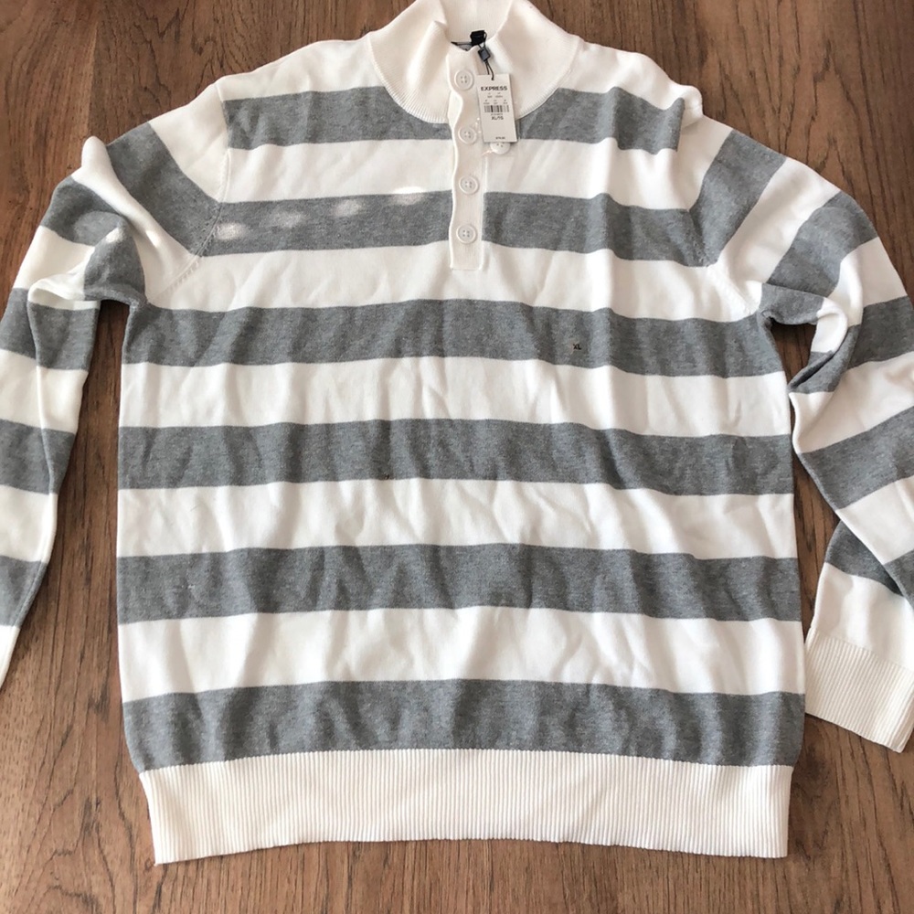 Men’s striped sweater - NWT